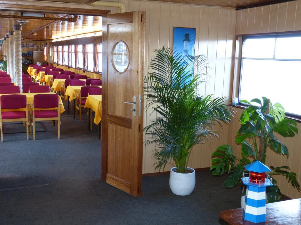 Wohnschiffe Severa Botel Rostock