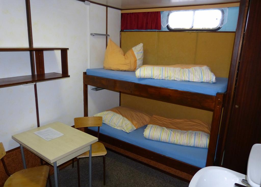 Wohnschiffe Severa Botel Rostock