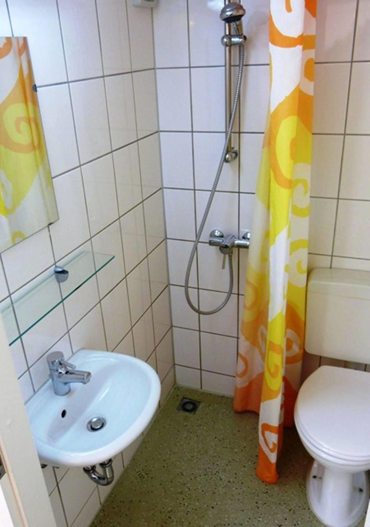 Wohnschiffe Severa 2*