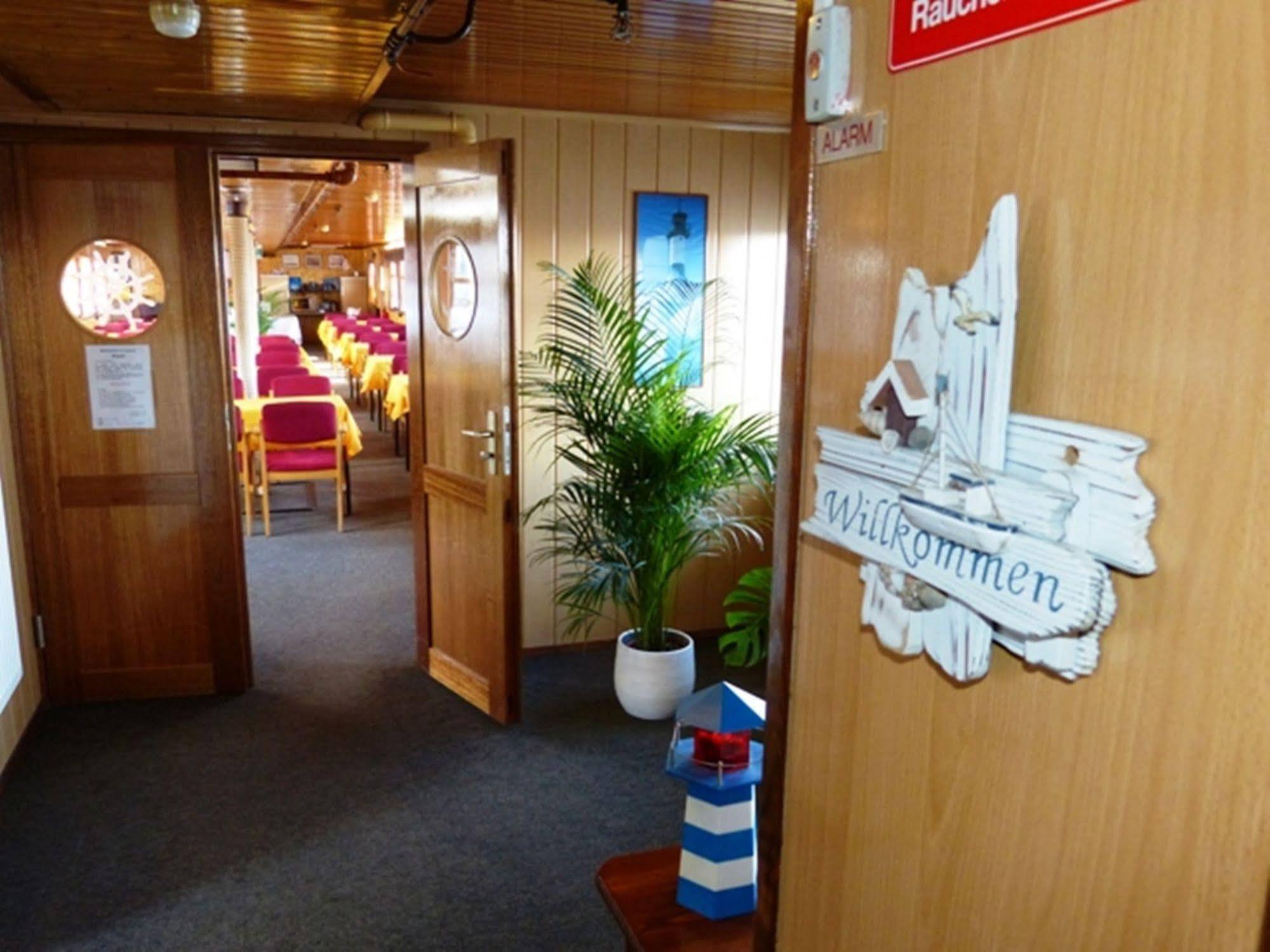 Botel Wohnschiffe Severa
