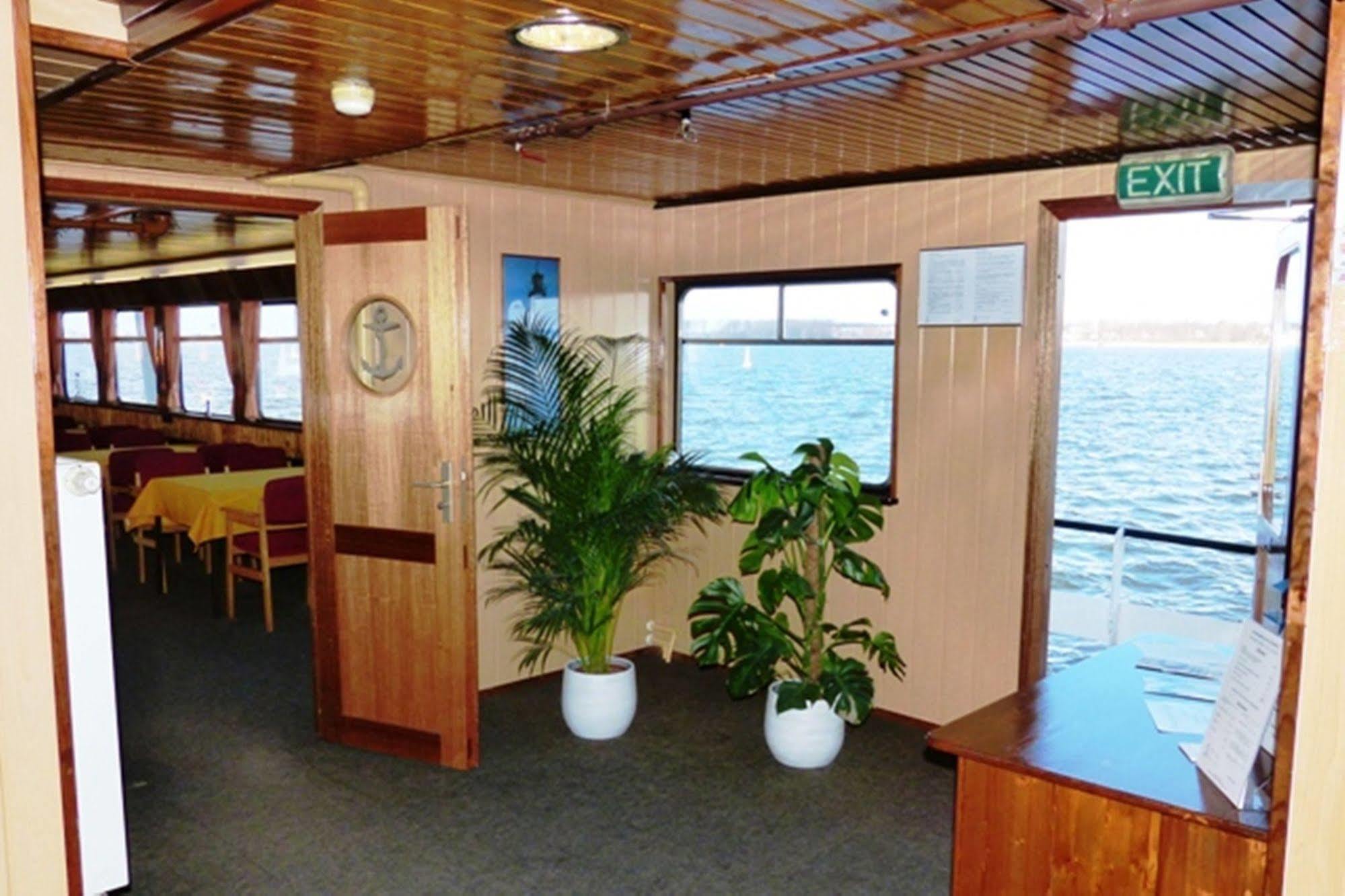 Wohnschiffe Severa Botel